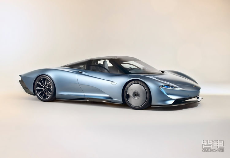1050PS混动枭雄“迈凯伦Speedtail”首发