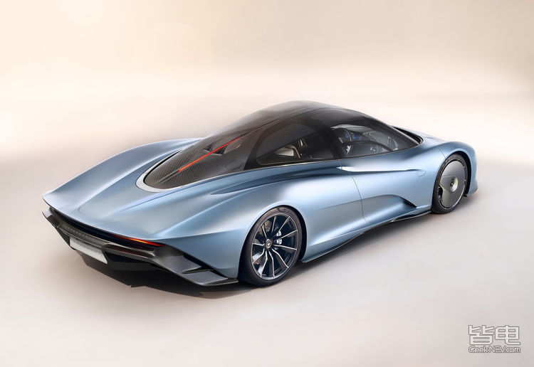 1050PS混动枭雄“迈凯伦Speedtail”首发