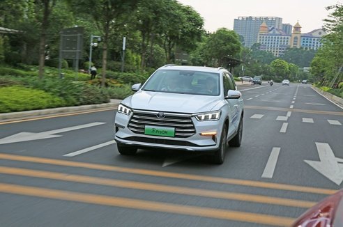 比亞迪宋Pro華南區(qū)上市 DM/EV共8款車型！