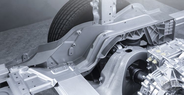 蔚来ES8安全性到底如何？碰撞测试后终于有了答案