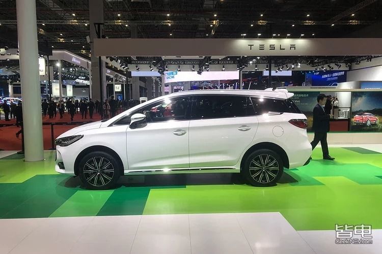 宋MAX EV限量版上市