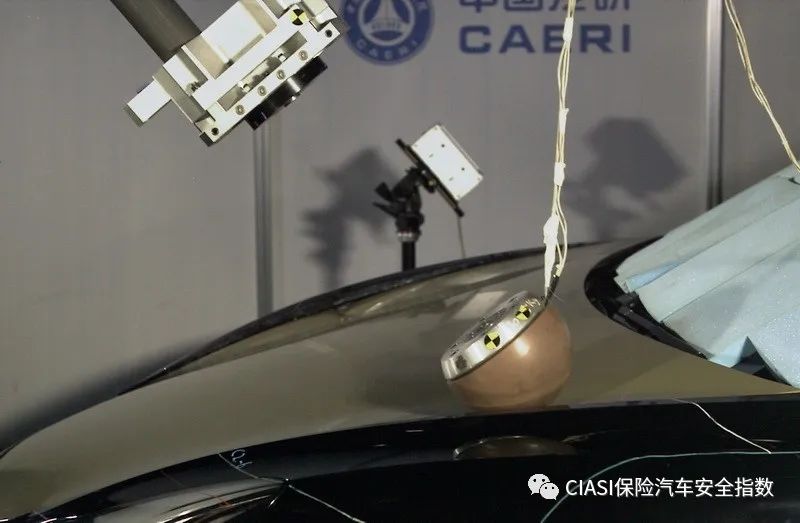 Model 3碰撞测试