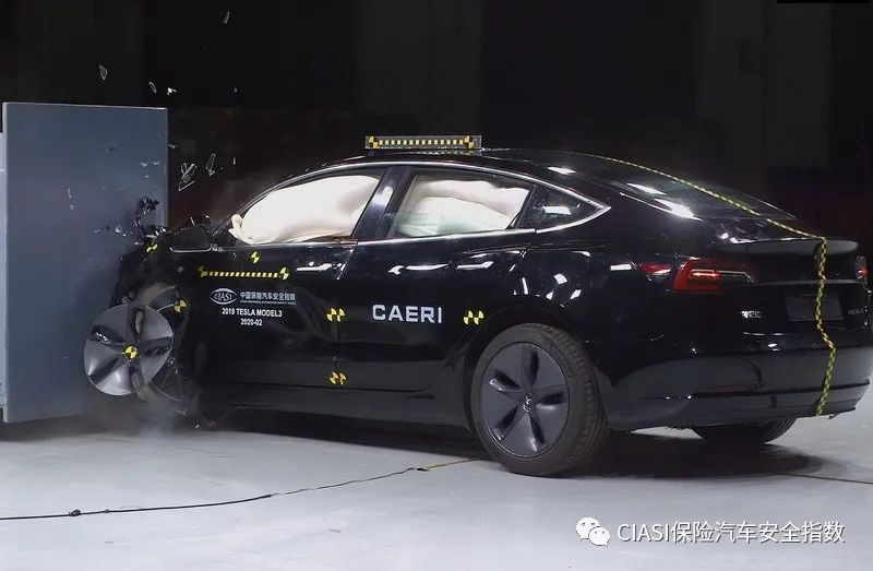 Model 3碰撞测试