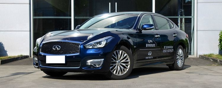 英菲尼迪q70l机油保养几升油