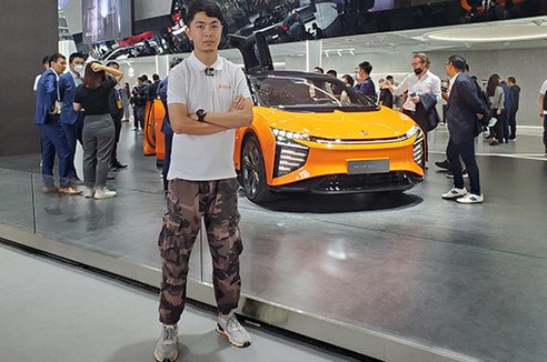 80萬的國產電動SUV！實拍高合HiPhi X