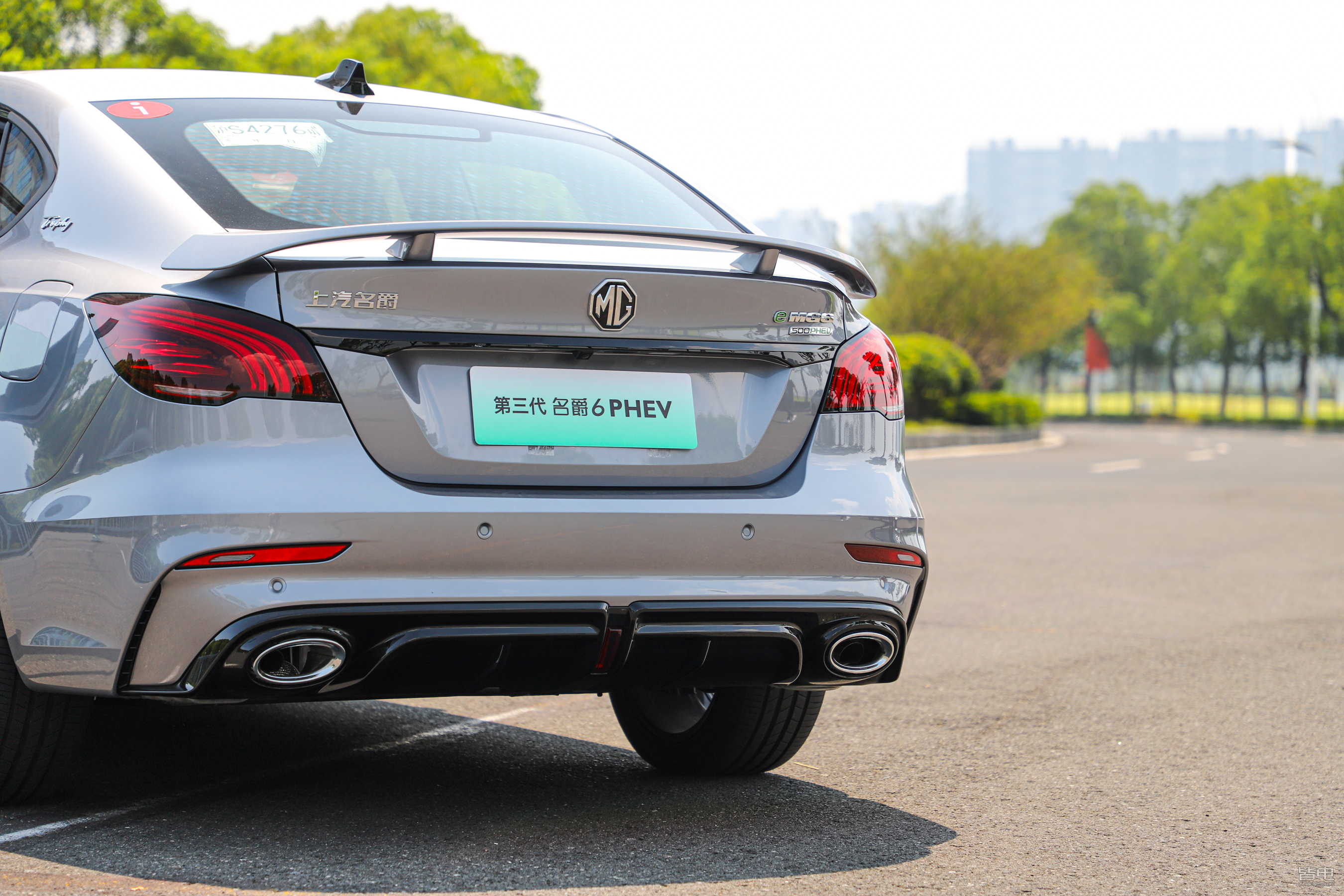 98万起 /跻身6s俱乐部 第三代名爵6 phev正式上市-皆电